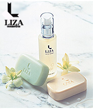 自然派化粧品　リザキャアエッセンス
